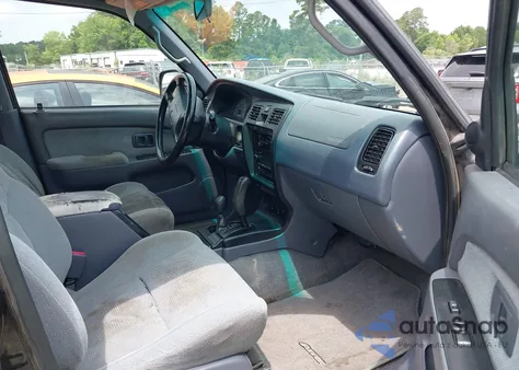 2000 Toyota 4Runner Sr5 V6 from USA, damaged, VIN JT3HN86RXY0308057